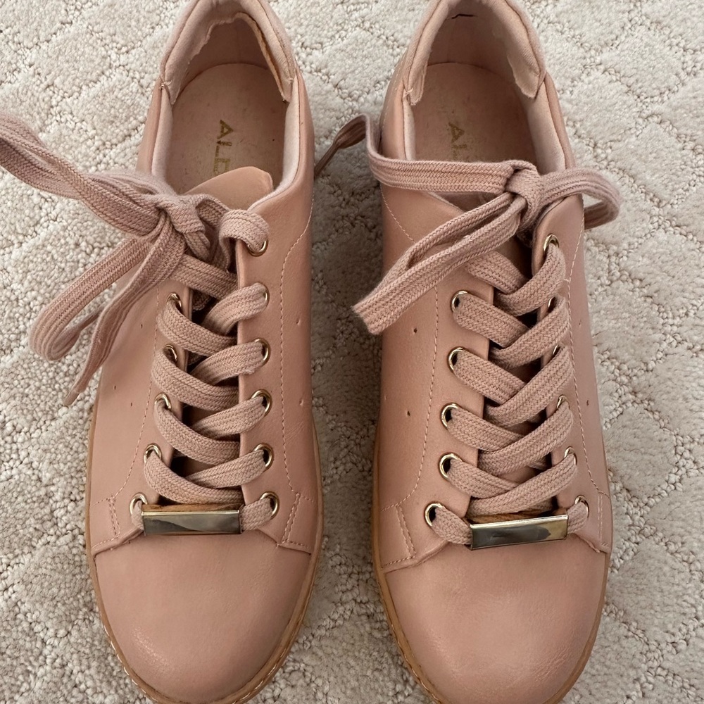 ALDO Women's Pink Sneakers Size 6